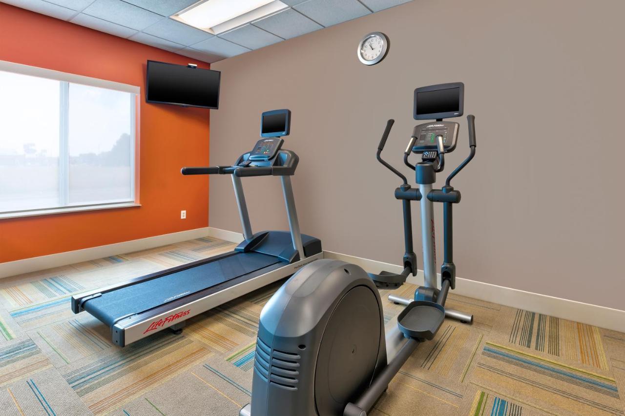 Express & - By Ihg Effingham