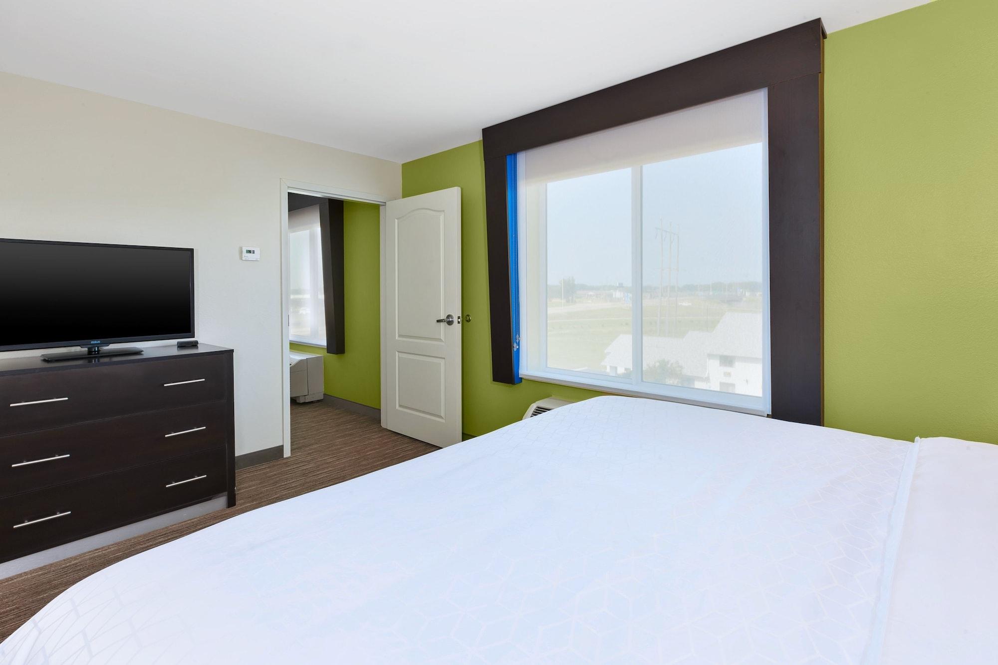 Express & - By Ihg Hotel Effingham