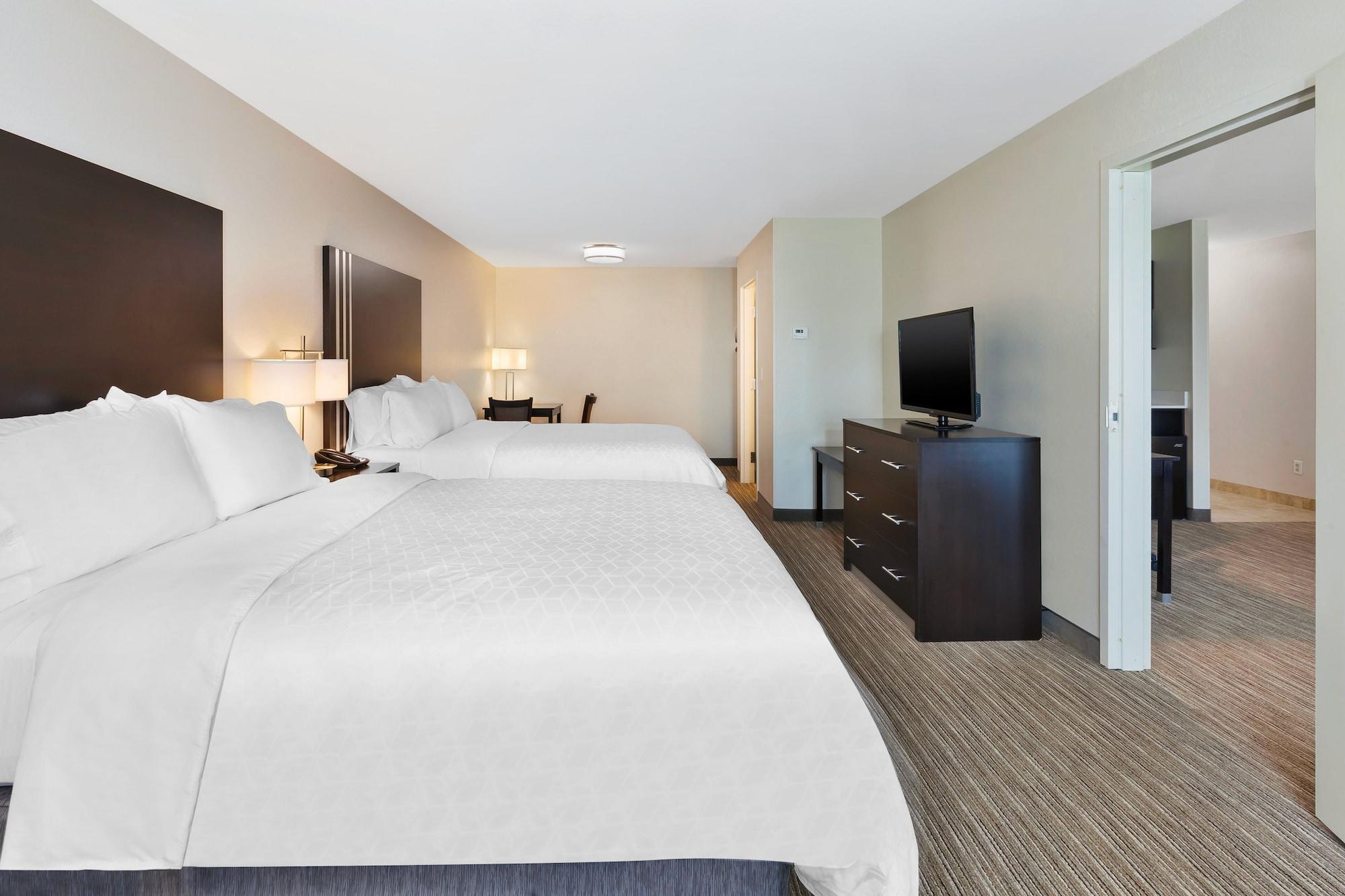 Hotel Express & - By Ihg 4*