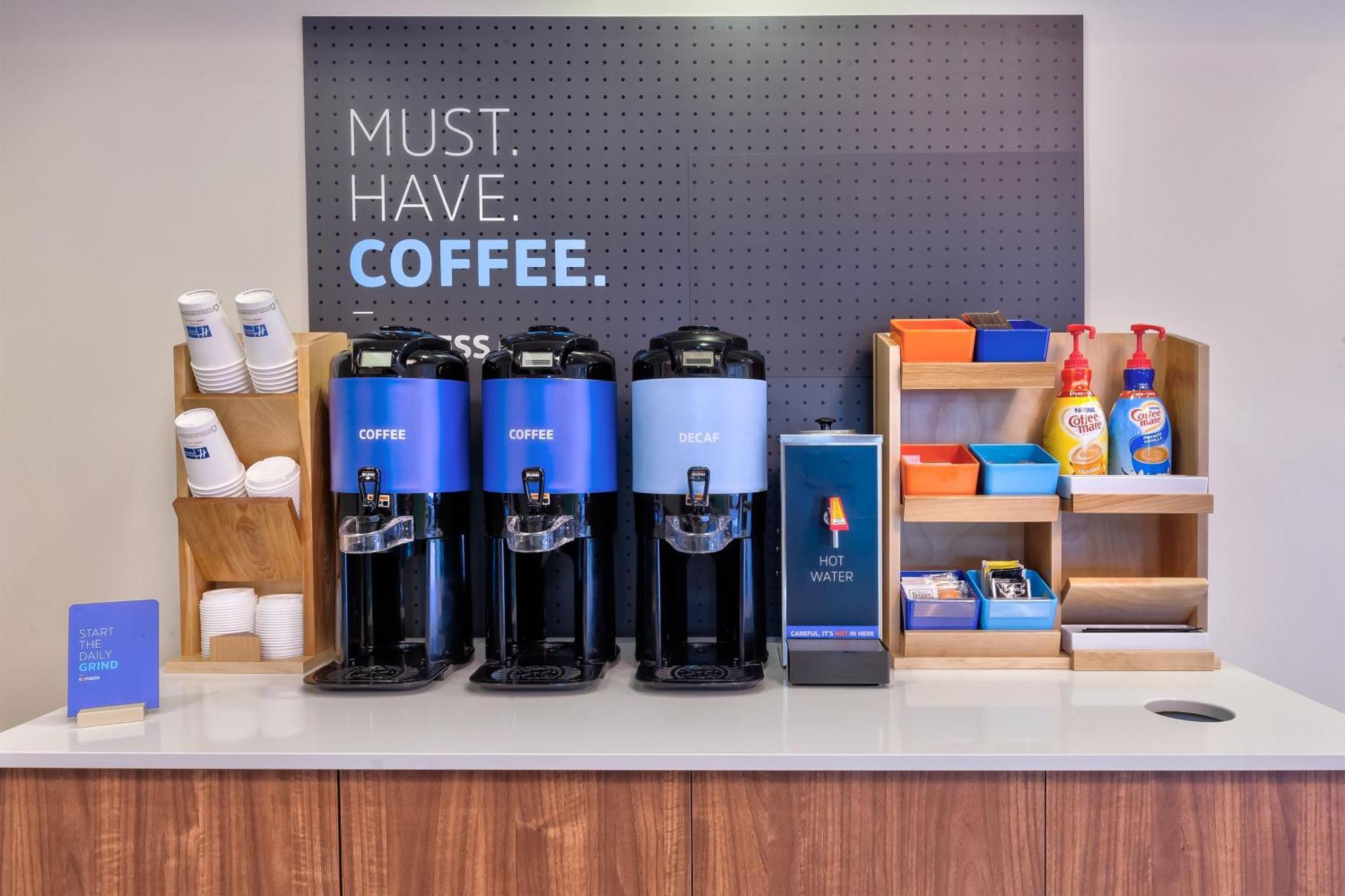 Express & - By Ihg Effingham