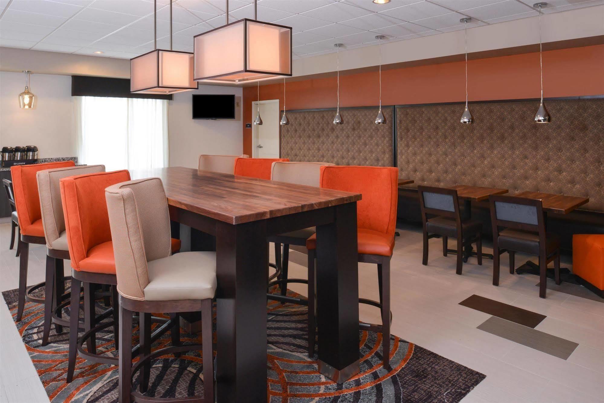 Express & - By Ihg 4*