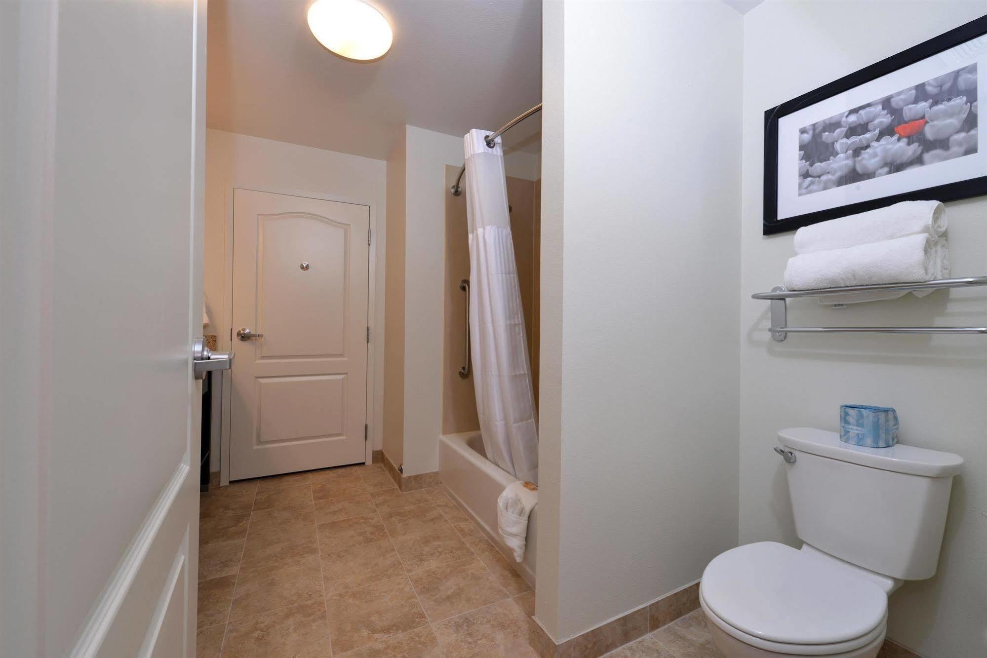 Express & - By Ihg 4* Effingham